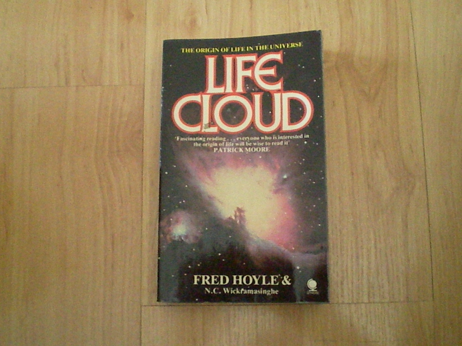 Lifecloud, the origin of life in the universe