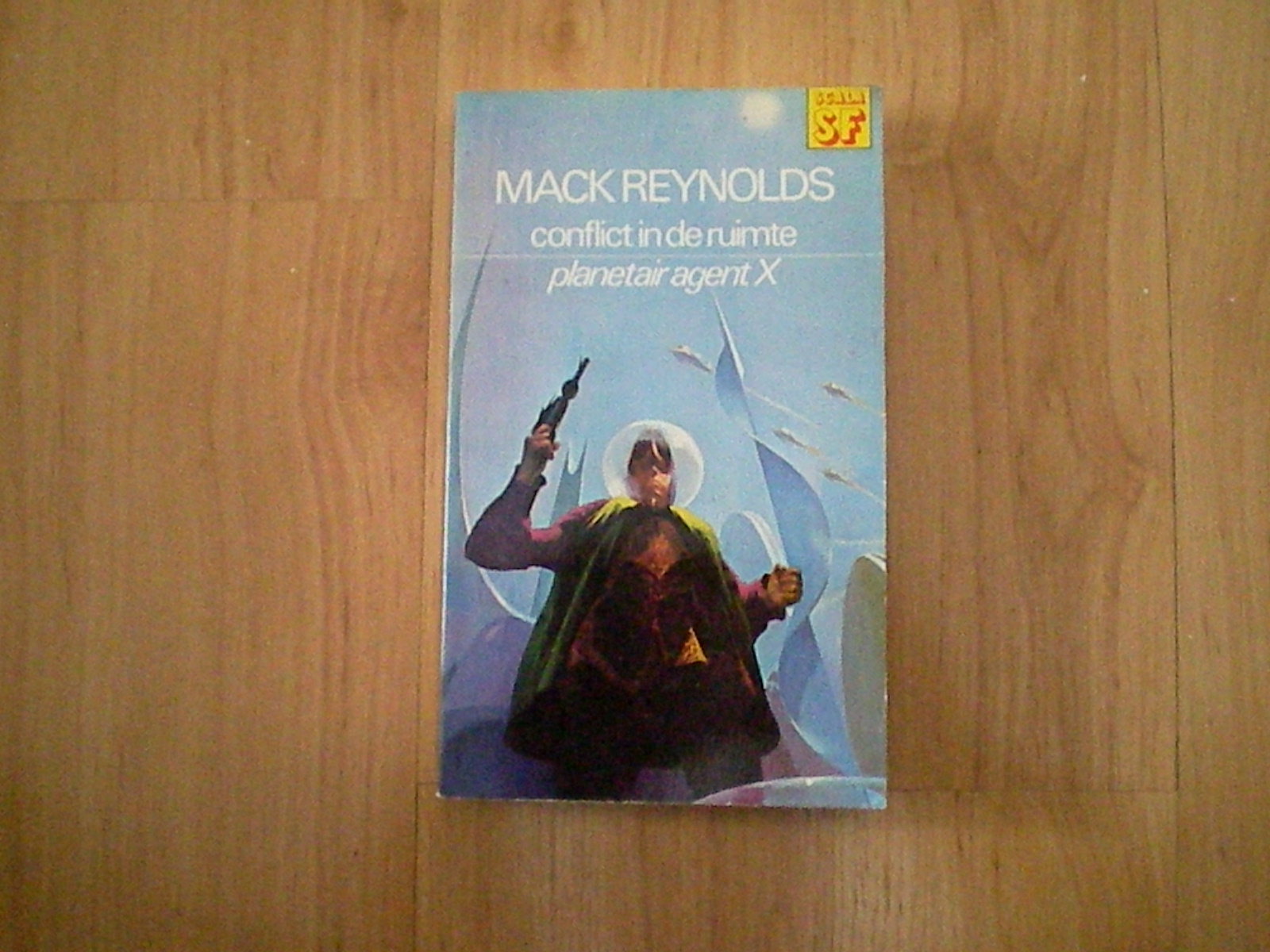 Reynolds, Mack - Conflict in de ruimte/ Planetair agent X