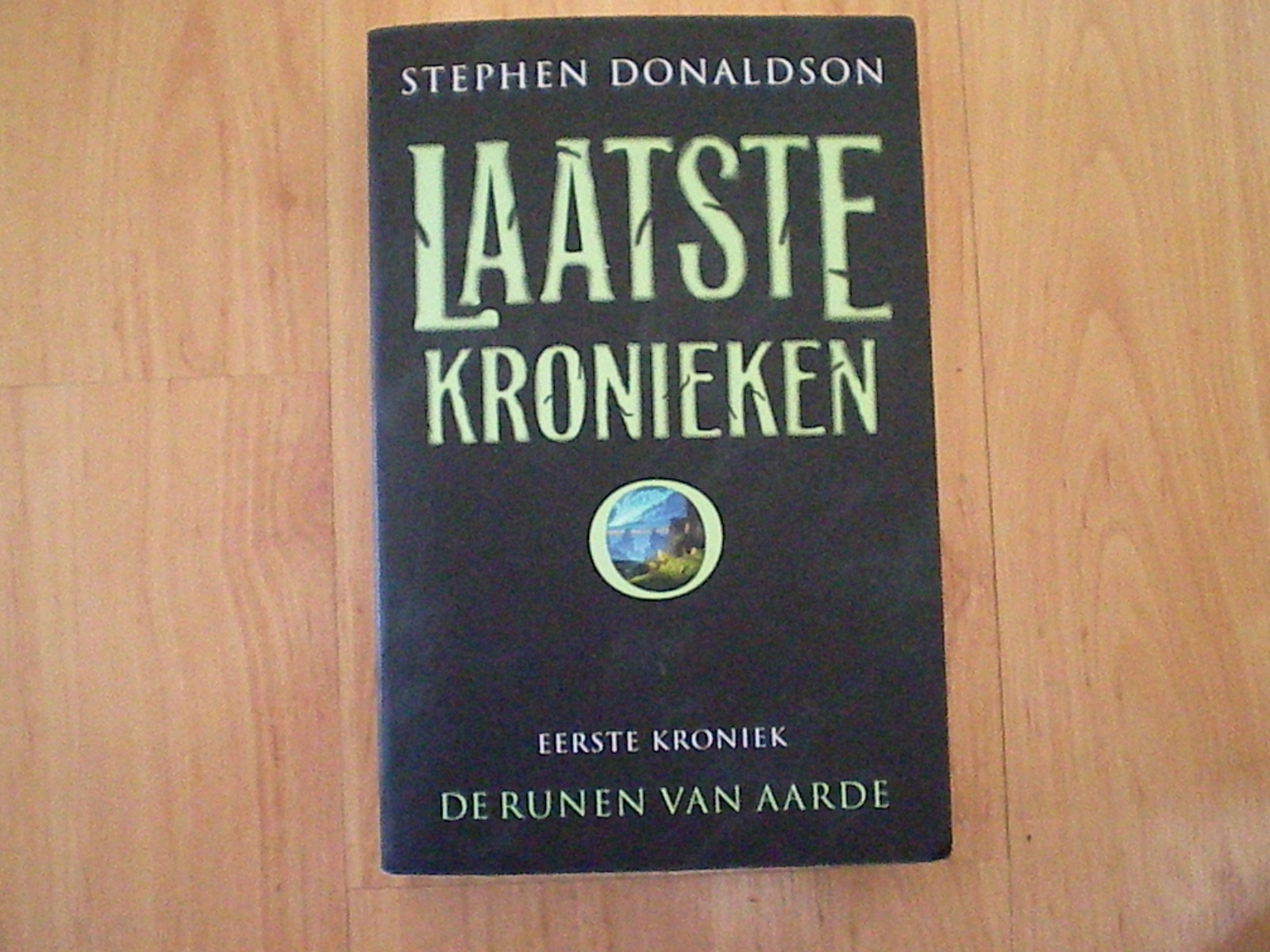 Donaldson, Stephen - De runen van aarde
