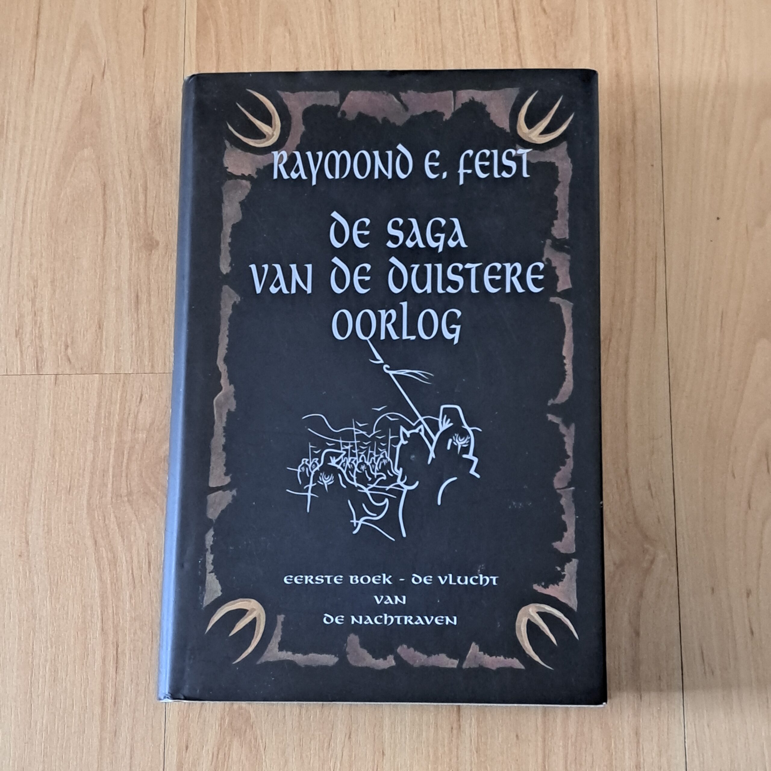 Feist, Raymond E. - De vlucht van De Nachtraven